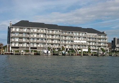 Harbour Island 402L